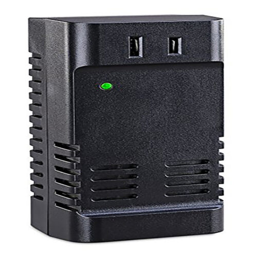 CyberPower TRB1L1 Universal Travel Adapter/Converter